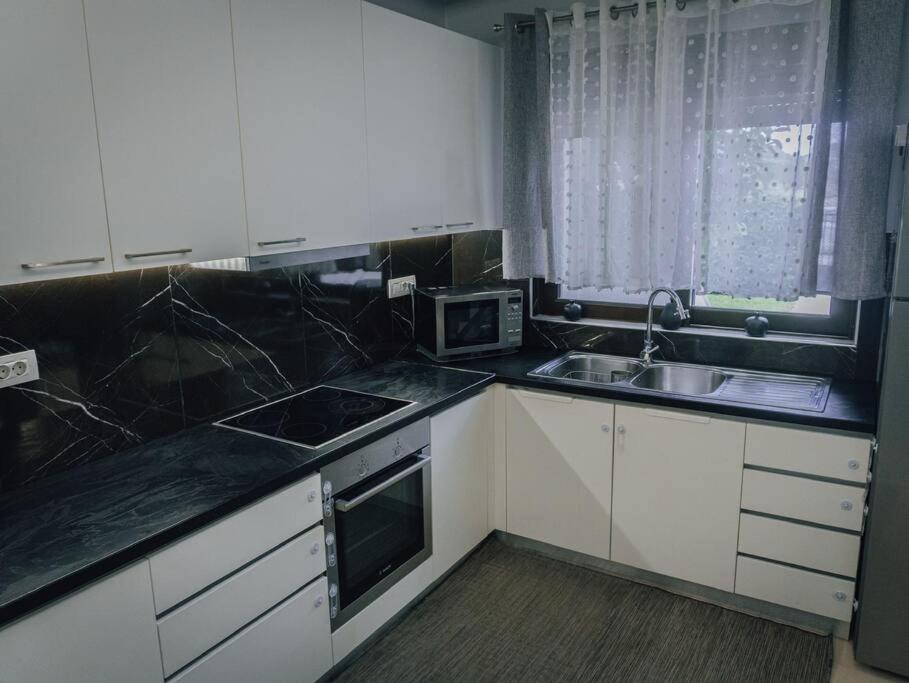 Papa'S House Villa Kalithies Екстериор снимка