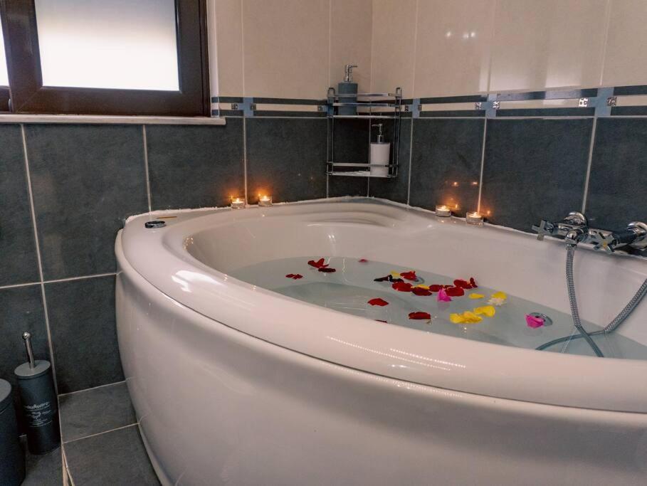 Papa'S House Villa Kalithies Екстериор снимка