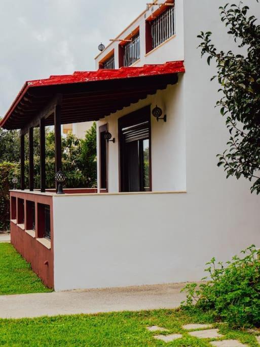Papa'S House Villa Kalithies Екстериор снимка